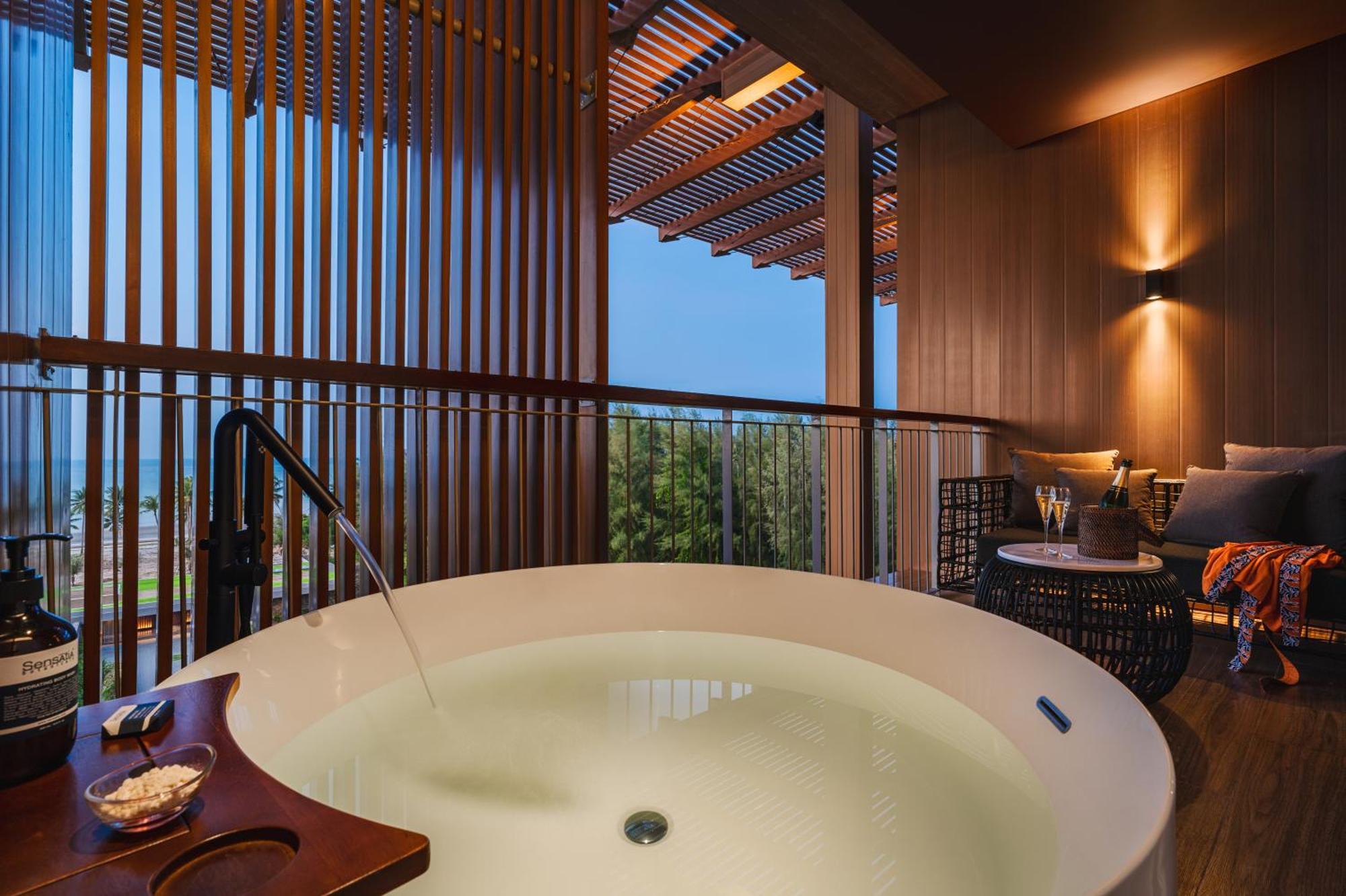 Hotel Indigo Bintan Lagoi Beach By Ihg Exteriör bild